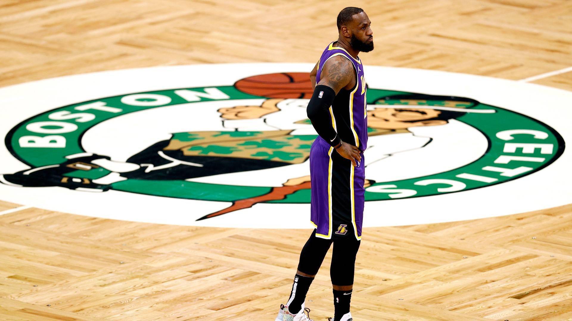 NBA市场，从商业帝国到球迷口袋里的烟火气