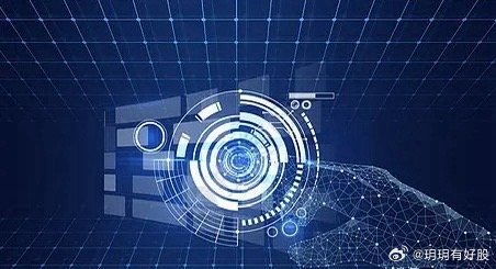 八月份为什么这么多科技，咱们掰扯掰扯这事儿