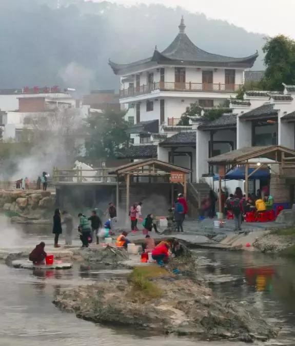 重庆学生旅游攻略，山城里的青春暴走与烟火气