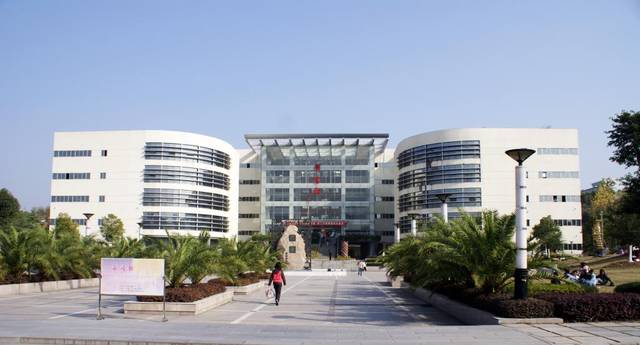 三峡大学科技学院为什么要bc?从校园技术变革聊起 三峡大学科技学院为什么要bc?从校园技术变革聊起